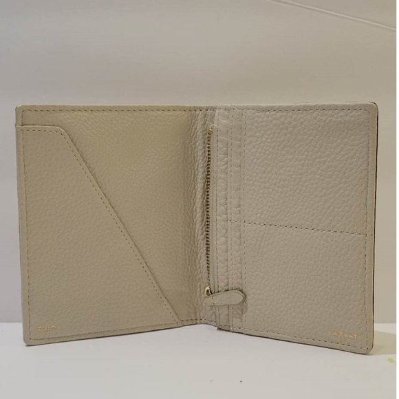 Fossil Passport - Picture 2 of 3